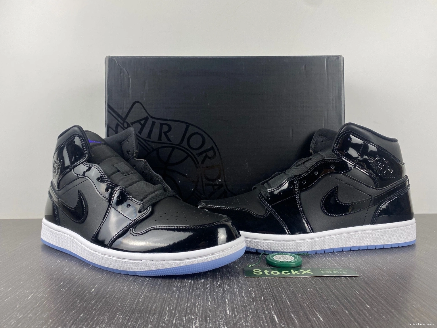 DV1308-004 - Jam Space Mid Jordan 1 SE 0104